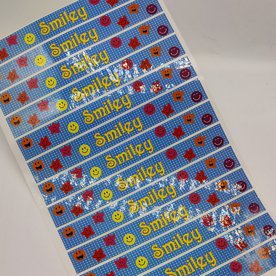 As etiquetas autoadesivas deslocadas da etiqueta personalizaram o papel lustroso da etiqueta do vinil de CMYK
