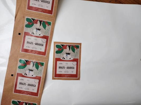 Identificação do produto com adesivos profissionais na etiqueta da embalagem
